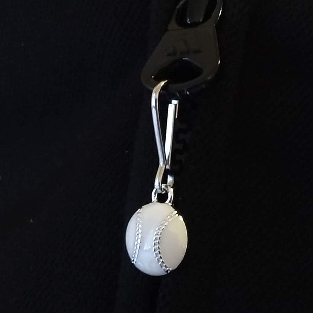Silver Stitches White Baseball Zipper Pull