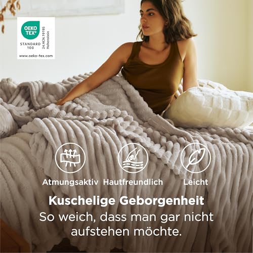BEDSURE kuscheldecke 220x240 - Tagesdecke, Wolldecke & Fleecedecke, Sofadecke, Weiche Warme Grobe Korddecke für Zimmer Deko, Wohn- & Kuscheldecken, XXL Große Decke, Beige, 220 x 240 cm