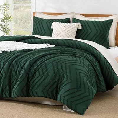 Litanika Comforter King Size Set Dark Emerald Green, 3 Pieces Chevron Tufted Vintage Solid Forest Green Bedding Comforter Sets, Fluffy Bed Set (104x90In Comforter & 2 Pillowcases)