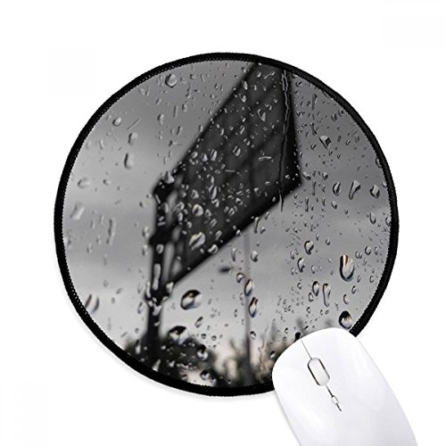 Mousepad ronda con borde cosido de lona que evita el desgaste al jugar