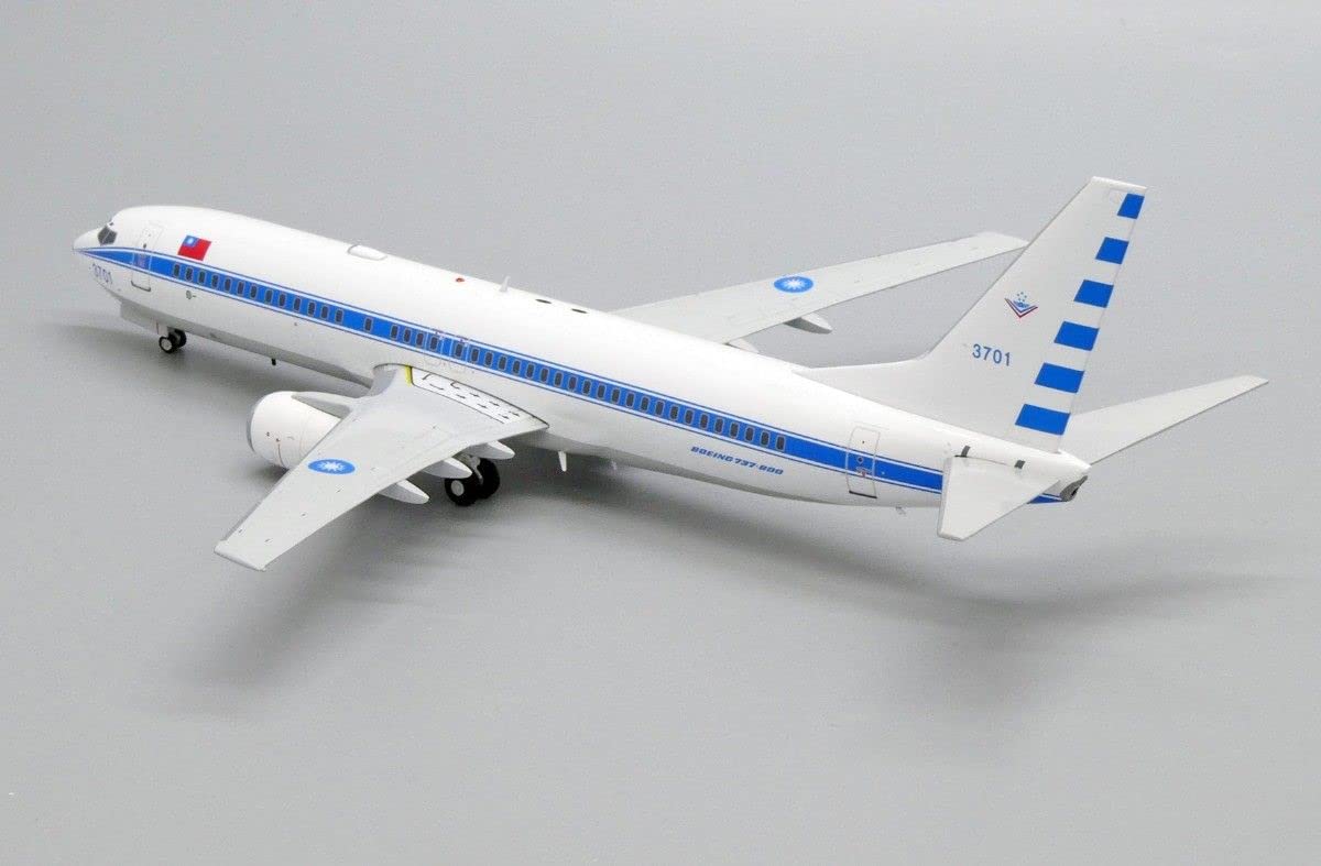 台湾空軍 737-800 3701 1/200 台湾空軍 737-800 3701 1/200