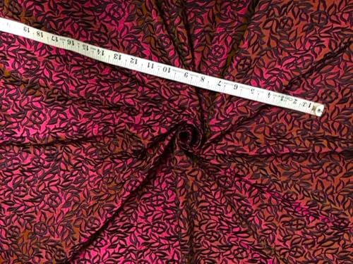 Tissu en soie rose irisé et noir pour créer votre robe de créateur