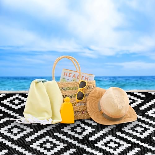 Image of Outdoor Reversible Rugs, Plastic Straw Area Mats, Modern Large Floor Rugs for RV, Patio, Backyard, Deck, Picnic, Beach, Trailer, Camping (Black & White, 4'x6')
