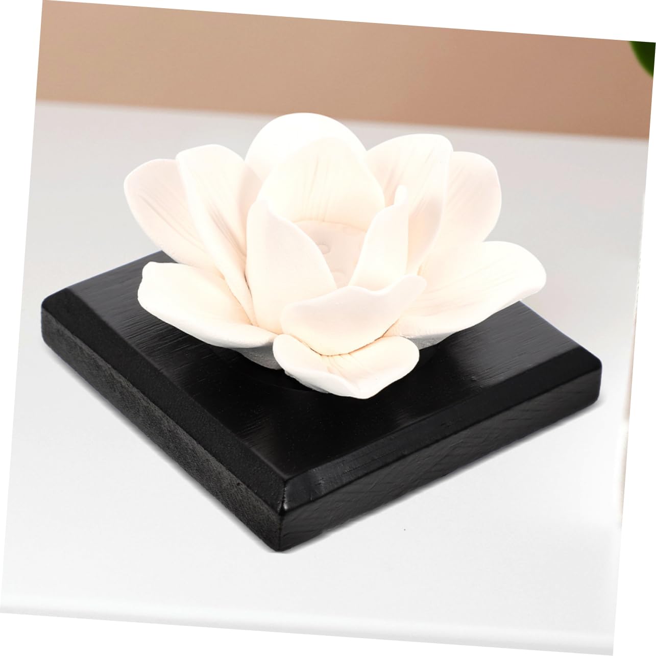 LIFKOME Diffusore Passivo di Oli Essenziali per Auto in Ceramica e Gesso, 2 Pezzi, Mini Profumatore Affidabile per Aromaterapia in Spazi Piccoli e Soggiorno