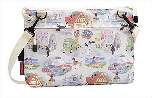 Amazon Co Jp 魔女の宅急便 アウトドアプロダクツ コラボ サコッシュ コリコの街 約h230 W330 D40mm シューズ バッグ