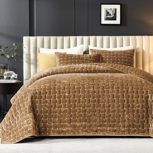 Image of Grassix Velvet Quilt Set Queen Size, Luxury Geometric Design, Gold Caramel