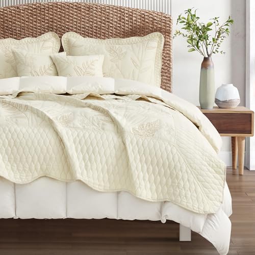 Image of Bedspread oversized,King 120x118,Beautiful Leaf Stitching,5 PC, Ivory