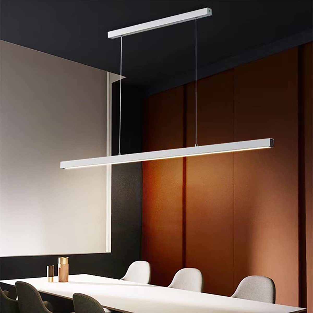 Lampada a sospensione a LED dimmerabile con telecomando Altezza regolabile Lampadario per sala da pranzo Design lineare creativo per tavolo da pranzo con isola della cucina Caffè e soggiorno
