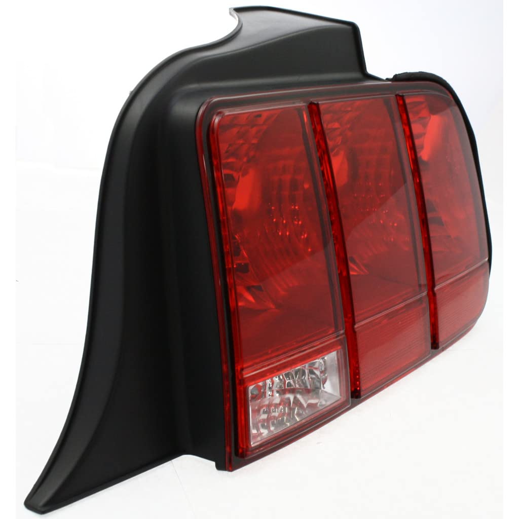 FORD マスタング⭐︎純正 縦目テールランプ Amazon | フォード・マスタング 2005 06 07 08 2009 テールライト 助手