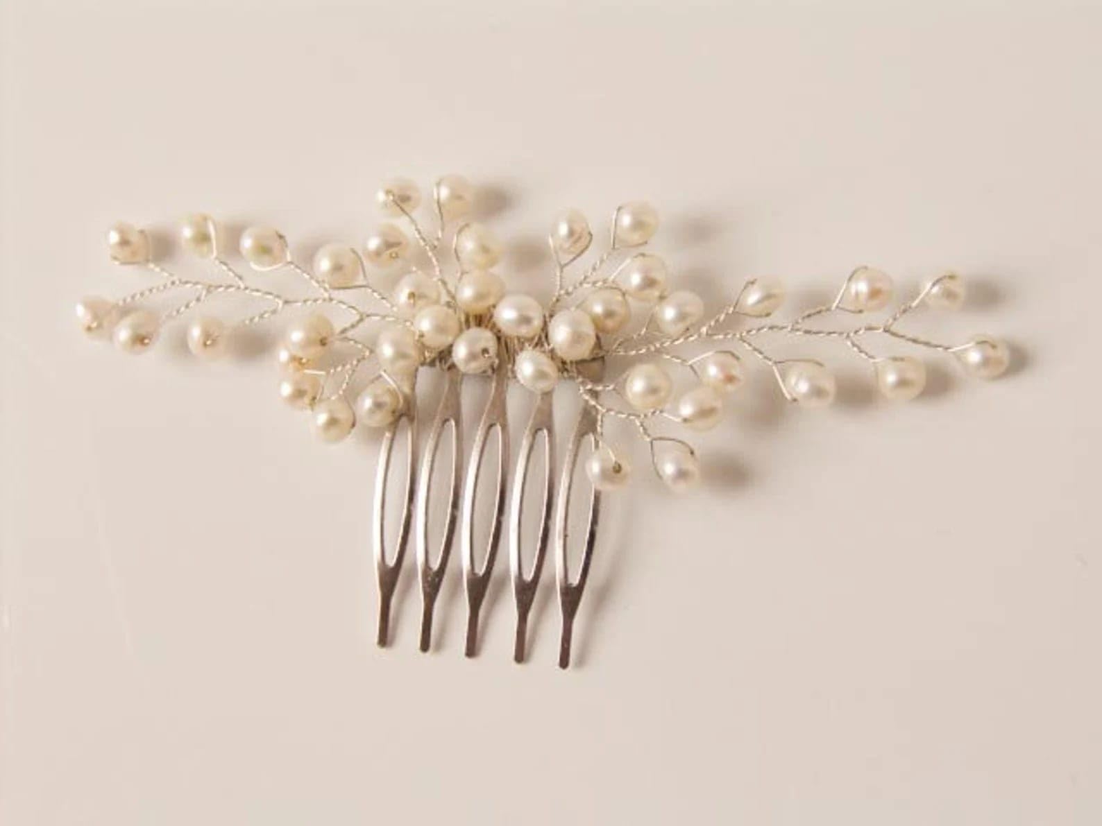 artisan pearl wedding hair comb, sophisticated handcrafted silver wire hairpiece for bride, elegant floral style hair clip for special occasions, wedding comb veil - 1 pcs - gold.