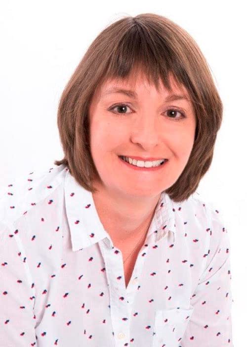 An Invitation to Seashell Bay: A heartwarming romantic comedy novel perfect for escaping with this autumn