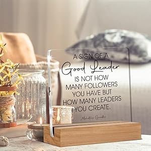 Leadergiftformenwomenbossmentorleadershipgiftsasignofagoodleadersayingscleardeskdecorationsacrylicsignwithwoodenstandfordesktableshelf Urban Country Home Decor Leader gift for men women boss mentor leadership gifts a sign of a good leader sayings clear desk decorations acrylic sign with wooden stand for desk table shelf urban country home decor