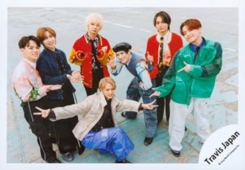 TravisJapan 公式写真 休憩中に色々撮ってみた✌️笑 ⁡ ⁡ #TravisJapan #しめぐらむ