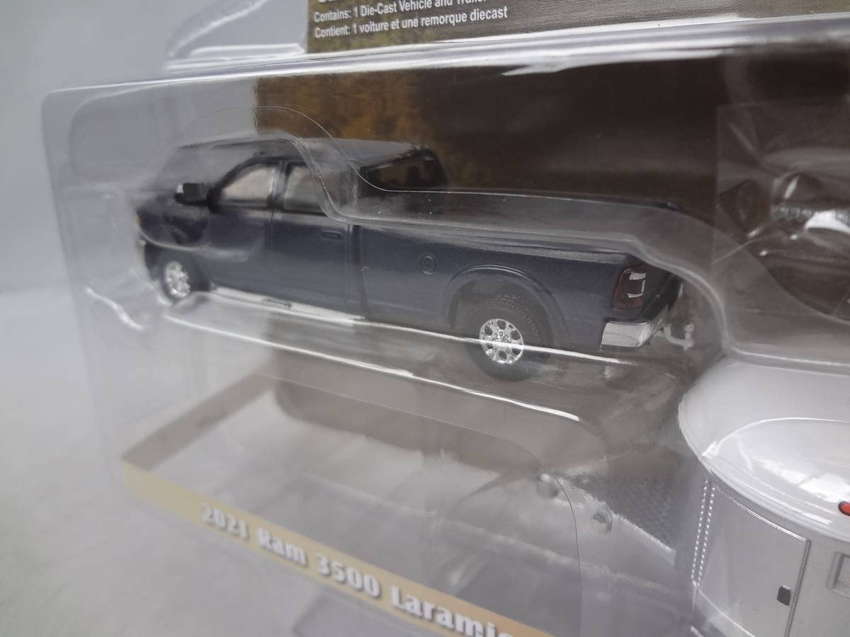 Amazon | グリーンライト GREENLIGHT 1/64 2021 Ram 3500 Laramie Crew