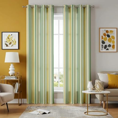 Rideaux à œillets à rayures verticales pour agrandir visuellement un salon