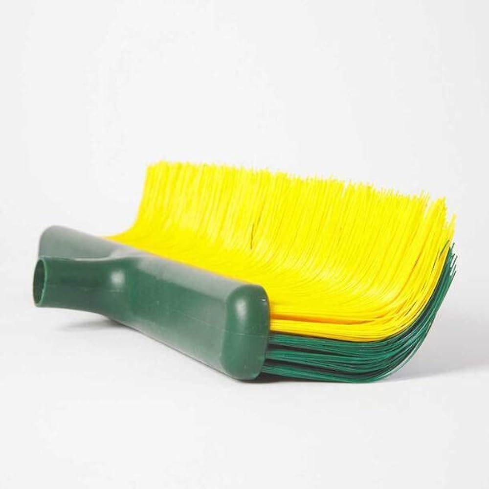 Cepillo Césped Artificial con Palo Extensible, con Mango. Barredora Cesped Sintetico. Escoba o Rastrillo Cesped Sintético con Mango. Ideal Accesorio De Jardin.