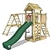 WICKEY Parco giochi in legno RocketFlyer Giochi da giardino con altalena e scivolo verde, Torre d'arrampicata da esterno con sabbiera e scala di risalita per bambini