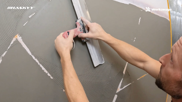HASKYY Afplakband schilderstape maskeertape 50 rollen 50mm x 50m voor schilders en autospuiters - Multifunctionele, sterke, zelfklevende tape met scherpe rand - verwijder residu-vrij