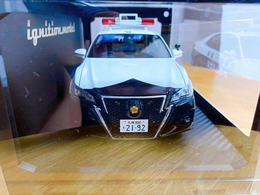 イグニッションモデル 1/18 Crown 北海道警察交通部交通機動隊車両 51903wXQmJL._UF894,1000_QL80_.jpg