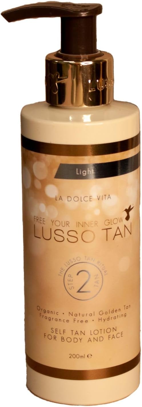 Lusso Tan Self-Tan Lotion for Face and Body - Light, 200ml, Organic, Vegan and Cruelty-Free Tinted Gradual Self-Tanning Body Lotion in Natural Golden Tan with Aloe Vera. Instant-drying, Streak-Free.