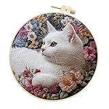 Utilisez votre créativité avec cet ensemble de broderie fait main pour chats, conçu pour vous aider à créer une pièce de broderie unique et personnalisée en utilisant du tissu en lin et coton et du fil vibrant pour un magnifique projet de point de croix
