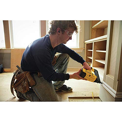 DEWALT 20V MAX* Cordless Brad Nailer Kit, 18GA (DCN680D1) - image 5