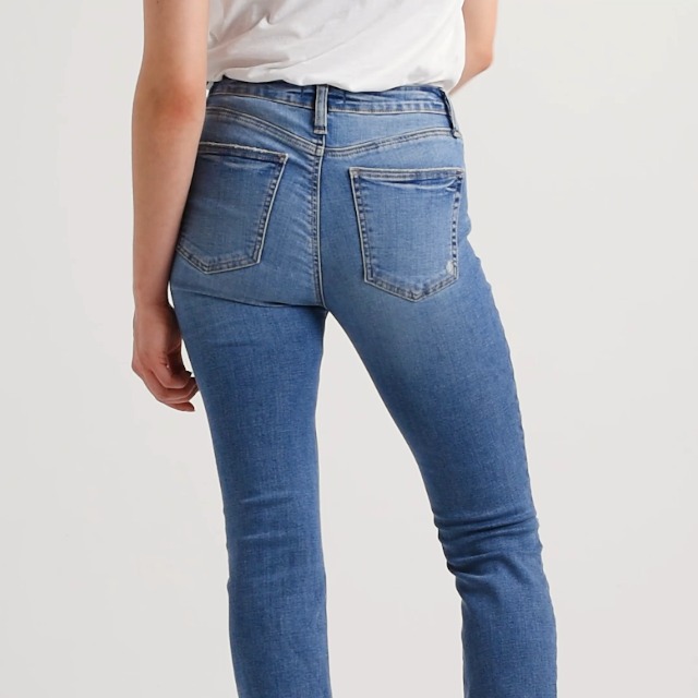 Silver Jeans Co. womens Most Wanted Mid Rise Straight Crop