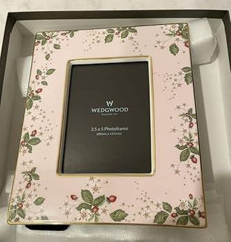  ワイルドストロベリー　フォトフレーム　花瓶　ミルクポット　３個 ウェッジウッド（Wedgwood）ワイルドストロベリー