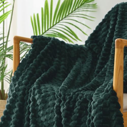 Image of Exclusivo Mezcla 3D Fleece King Size Blanket for Bed, Forest Green | Extra Soft Fuzzy Plush Lightweight Bed Blankets, Cozy Fluffy Decorative Blankets for All Seasons, 90x104 Inches