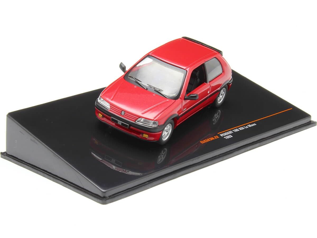 Amazon.com: IXO 1/43 - P-EUGEOT 106 XSI - 1993 : 藝術、手工藝與縫紉