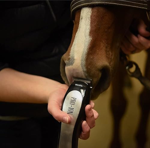 Miniatura 8 de Wahl Professional Animal Pro Ion Equine - Kit inalámbrico para cortar caballos y aseo 9705-100