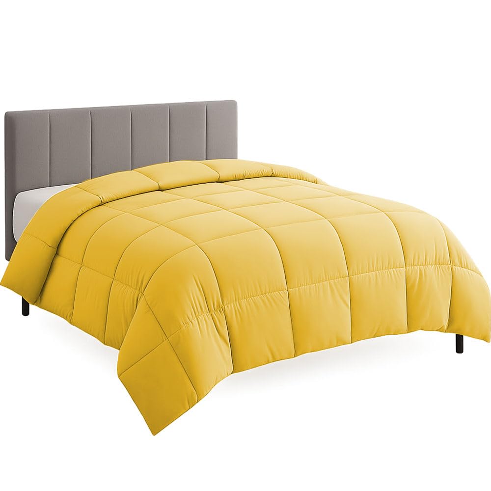 King Plus Size Comforter Set - All Season Down Alternative Bedding Comforter Set - Quilted Duvet Insert with Corner Tabs - Box Stitched Blanket - Breathable, Soft - Gold