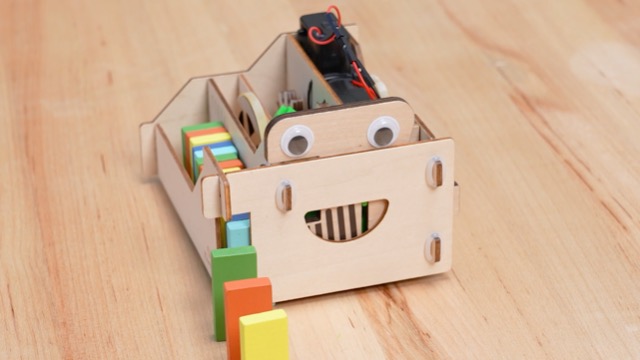 Dominó De Madera Con Personajes – Juego Educativo De 45 Fichas De Madera Natural Para Niños Y Familias, Fomenta La Estrategia Y La Imaginación