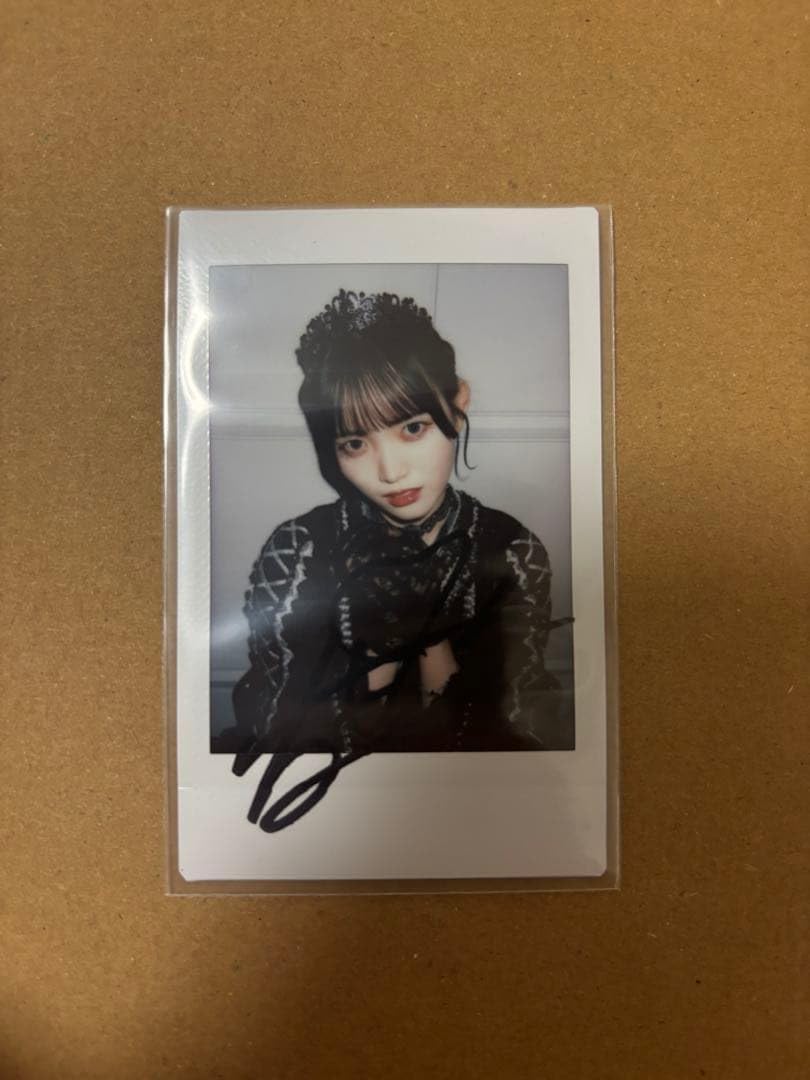 真鍋凪咲 2025 生誕記念すきくじS賞 直筆サイン入りチェキ Amazon.co.jp: cutiestreet 真鍋凪咲 すきくじ 2025 誕サイン入り