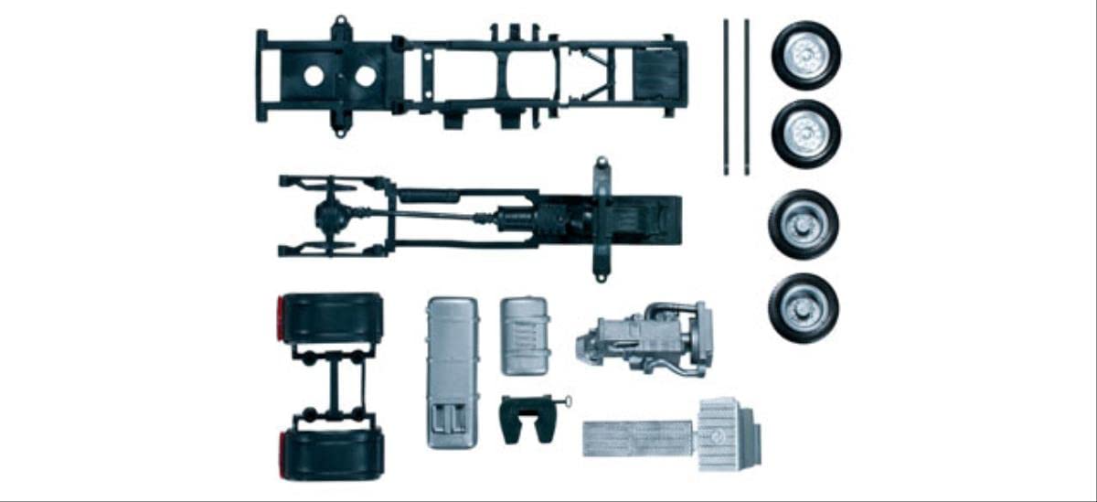 Herpa - 083652 - Mercedes-Benz - Actros 2011 Tractor Chassis - 2 Pieces