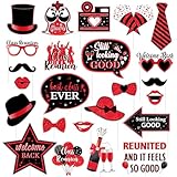 Diseño de reunión de clase rojo y negro: nuestros accesorios para fotomatón están diseñados como delicados elementos temáticos de reunión de clase en la superficie, incluyendo letras de 