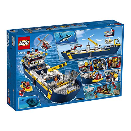 City Ocean Exploration Ship 60266, nave da esplorazione giocattolo, mini elicottero, sottomarino, naufragio con tesoro, scialuppa di salvataggio, razza, più 8 minifigure, nuovo 2020 (745 pezzi) - Lego - Immagine 5