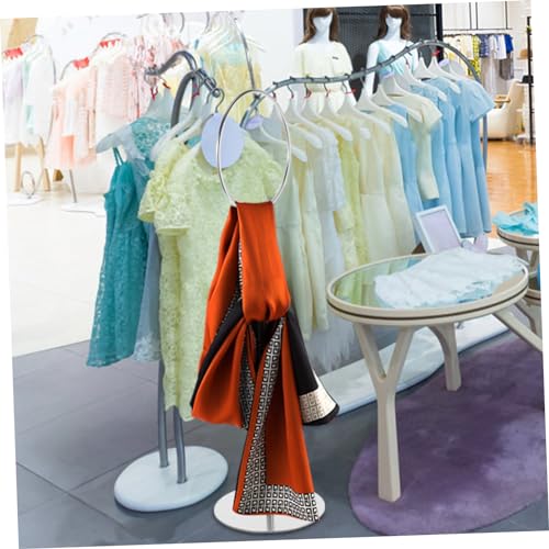 Support de présentation de foulards réglable idéal pour sublimer votre dressing