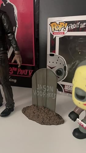 neca ジェイソン　13日の金曜日　PART5 Amazon.com: NECA Friday The 13th Part 5 - Jason (Roy