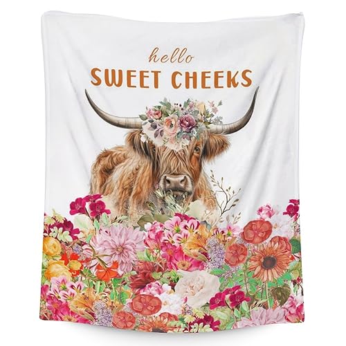 Mercuryelf Highland Cow Throw Blanket - Soft, Fuzzy & Warm - 40x50 Inches Flannel Blankets for Travel, Office - White Novelty Throws Gift for Girls, Boys