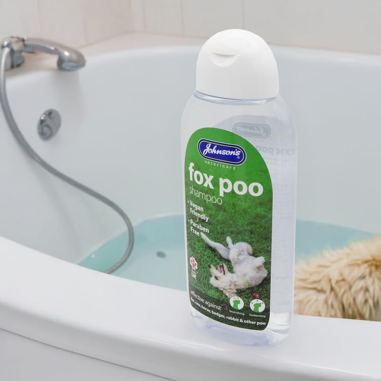 Johnsons Fox Poo Shampoo 400ml - Eliminates Odours & Stains, Vegan, Paraben Free, For All Dog Breeds, Clear, 400 ml (Pack of 1) - Image 3