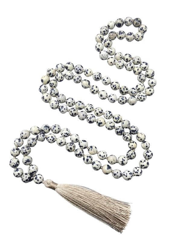 Mala 108 perles en jaspe dalmatien pour équilibrer vos énergies en séance de yoga