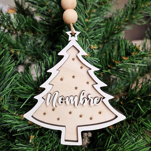 Bolas de Navidad Personalizadas de Madera con Nombre | Decoración Navideña | Adornos para el Árbol | Cuerda Incluida | Color Nogal y Madera Natural (Madera natural, Arbol)