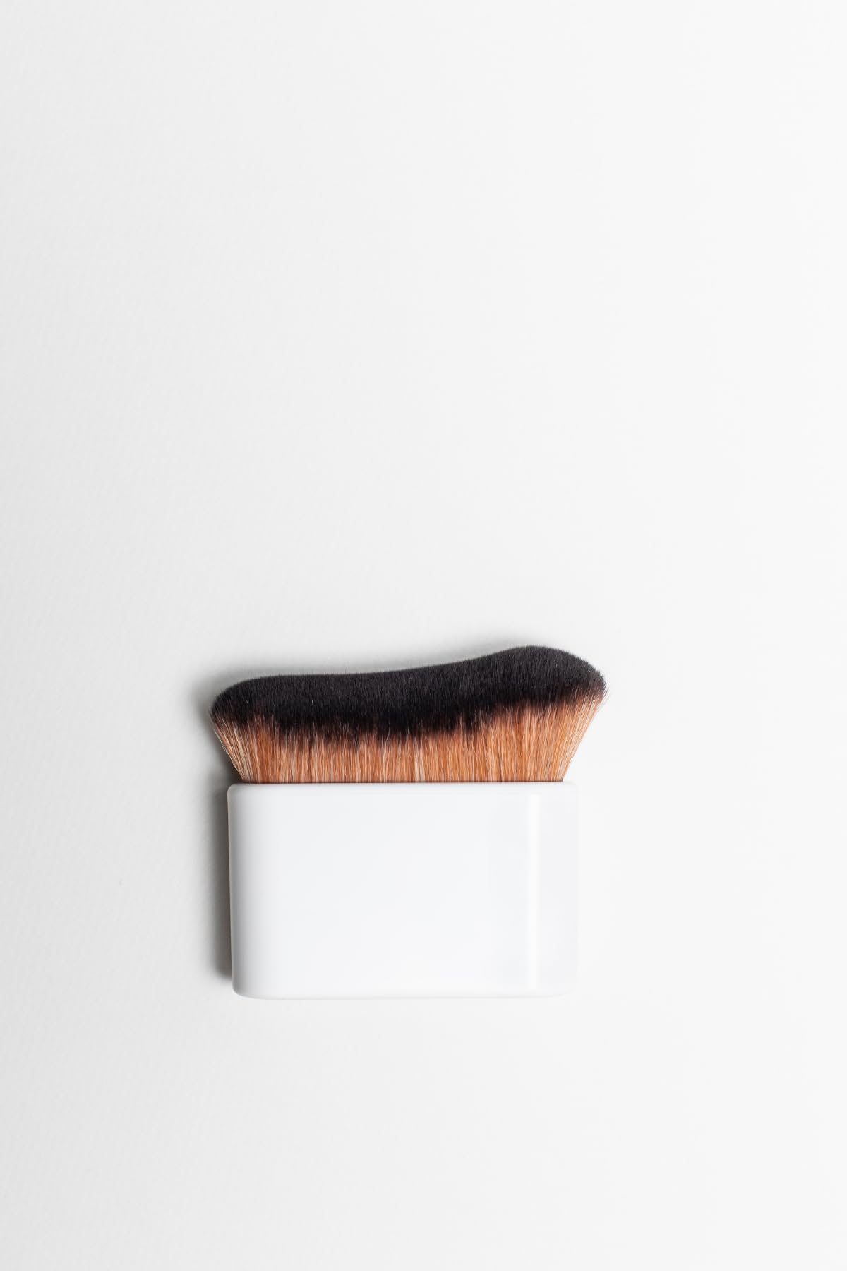 TINGEThe Body Brush -