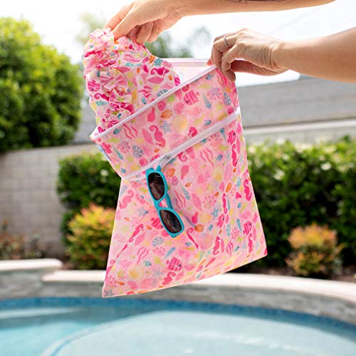 I play. by green germogli Wet & Dry Bag |