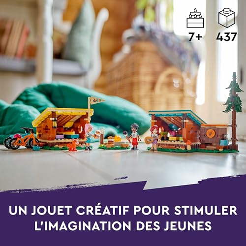 LEGO Friends Les Cabanes Chaleureuses de la Base de Loisirs - Jouet sur Le Thème du Camping et de la Nature pour Enfants Filles et Garçons de 7 Ans et Plus - 3 Mini-poupées et Un Renard 42624
