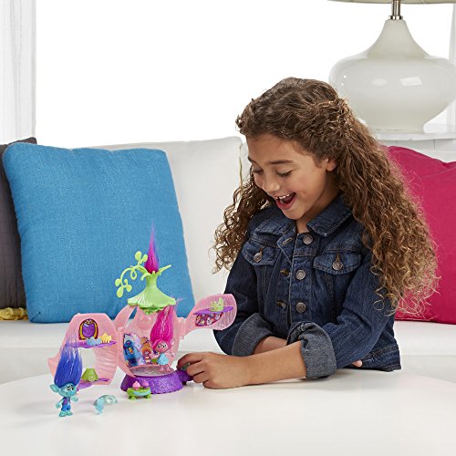 image for DREAMWORKS TROLLS TROLLS Poppy's Coronation Pod Doll