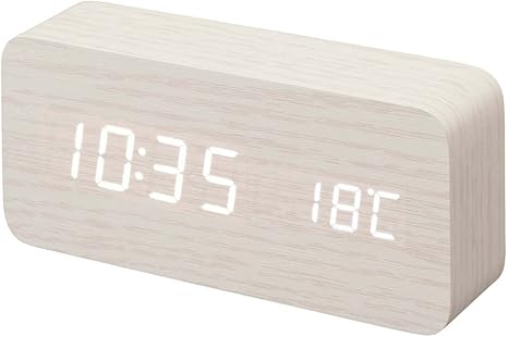 Amazon Co Jp アイリスオーヤマ 目覚まし時計 Led 温度 日付表示 省電力モード搭載 木目デザイン シンプル デジタル置時計 Icw 01w W ホワイト ホーム キッチン