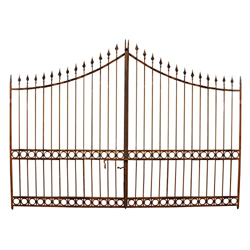 CANCELLI IN FERRO - Un robusto e particolare cancelletto esterno in ferro battuto che con il suo stile country, shabby è l'elemento decorativo ideale per case di ogni tipo