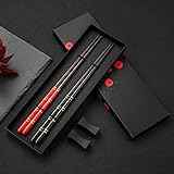 【EXQUISITE VERPACKUNG】Kommen Sie mit luxuriösen schwarzen handgefertigten Box, diese 2 Paar EssStäbchen wood + 2 stuck Essstäbchen Ablagen wäre ein praktisches Geschenk für Ihren Geschäftspartner, Kunden und Freunde